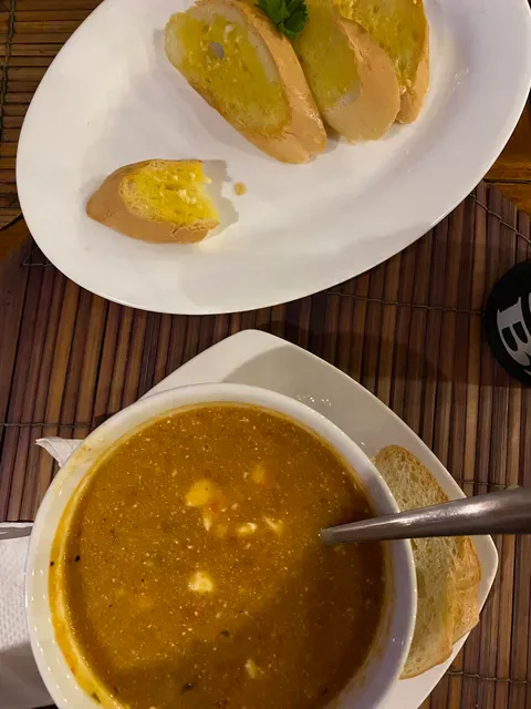 Yummy Yummy Food & Drink