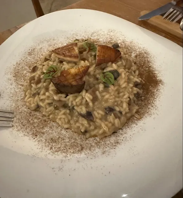 Zibiru Restaurant