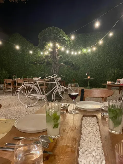 Zibiru Restaurant