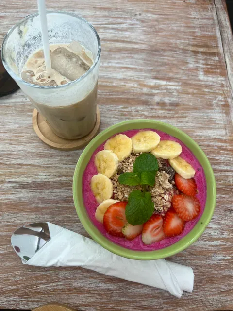 COFFEENOSKY Coffee & Eatery
