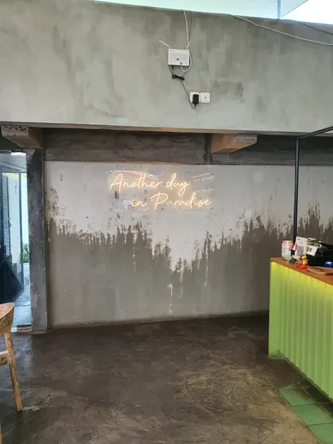 COFFEENOSKY Coffee & Eatery