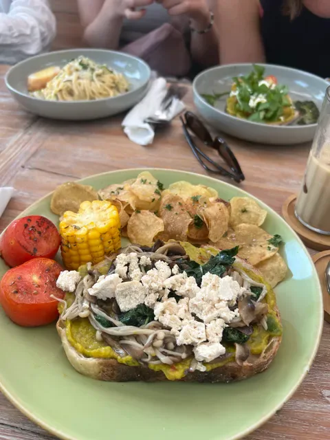 COFFEENOSKY Coffee & Eatery