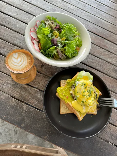 COFFEENOSKY Coffee & Eatery