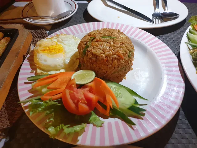 Semina Restaurant