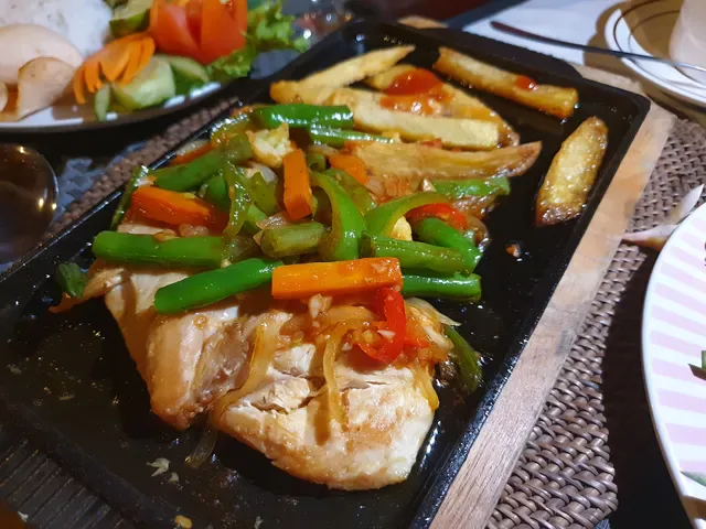 Semina Restaurant