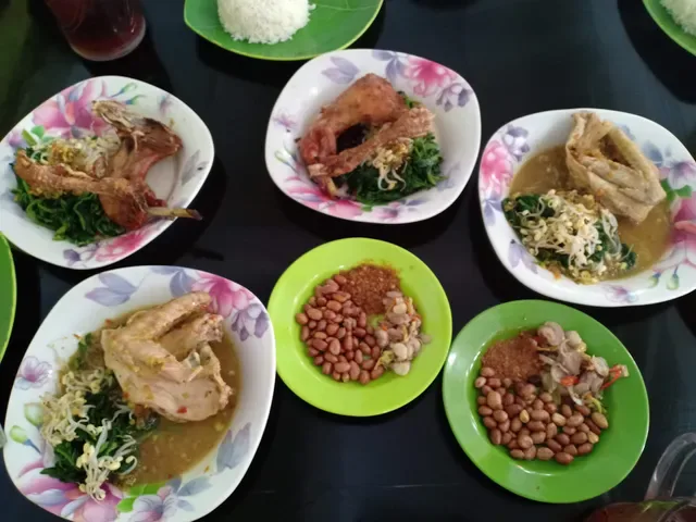 Ayam Betutu Men Tempeh