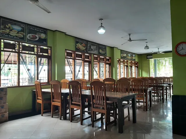 Ayam Betutu Men Tempeh
