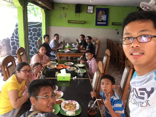 Ayam Betutu Men Tempeh