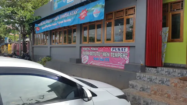 Ayam Betutu Men Tempeh