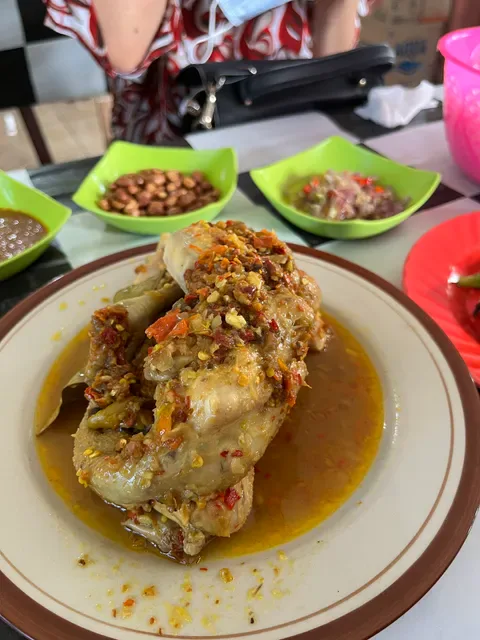 Ayam Betutu Men Tempeh