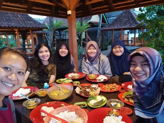 Ikan Bakar Padasuka