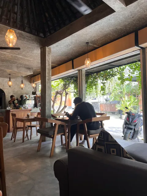 HUGO ESPRESSO