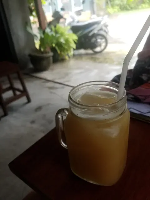 Manas Cafe 1
