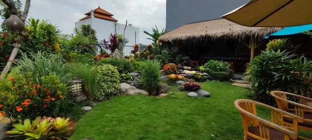 Moringa Cafe and Mart