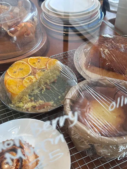 Neighbour's Table