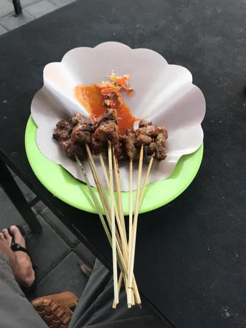 Sate Babi Tut Narutto