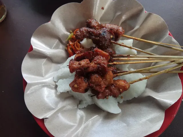 Sate Babi Tut Narutto