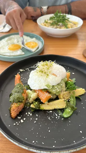 Seseh St Cafe
