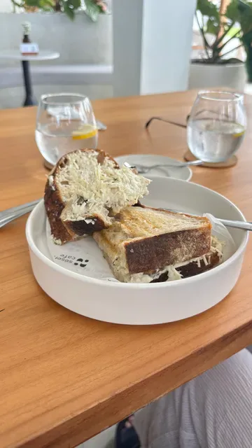 Seseh St Cafe