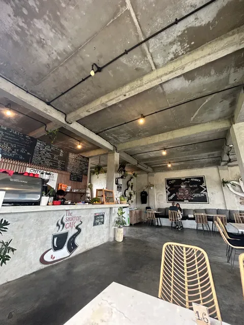 Shortcut Cafe Canggu, Pererenan
