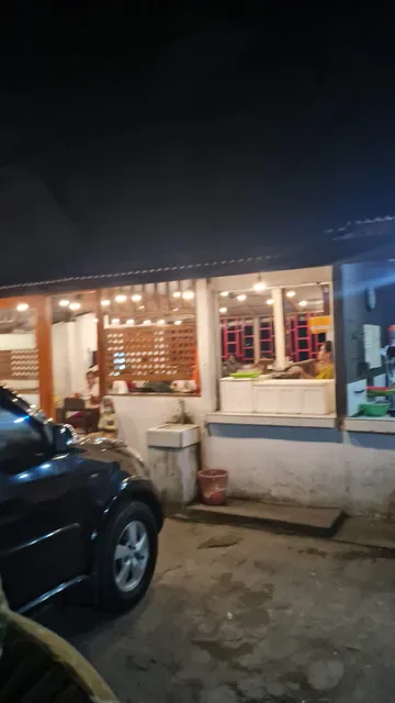 Warung Ayu Ikan Bakar Ala Jimbaran