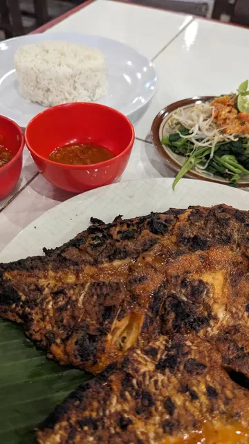 Warung Ayu Ikan Bakar Ala Jimbaran