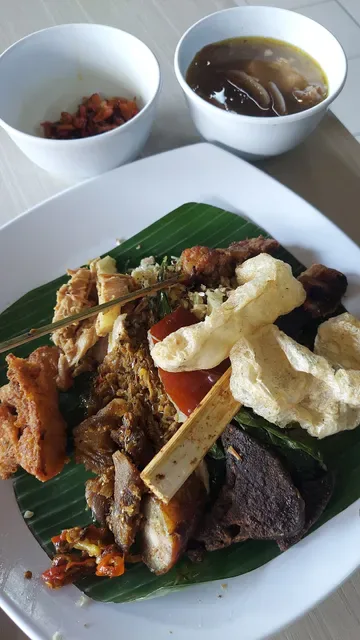 Warung Babi Guling Swari Canggu