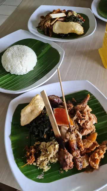 Warung Babi Guling Swari Canggu