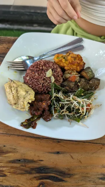 Warung Yess