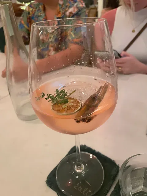 ZALI | Lebanese Restaurant Pererenan