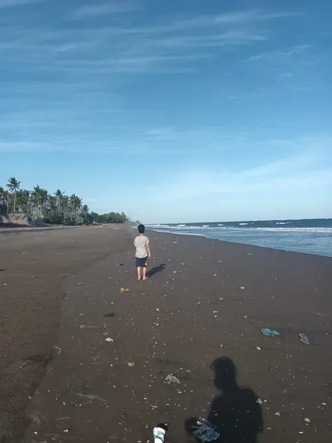 Lesehan Taman Ujung Perancak