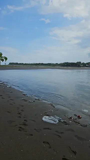 Lesehan Taman Ujung Perancak