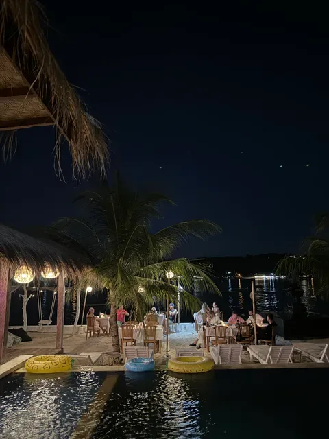 Mista Ceningan Beach Bar