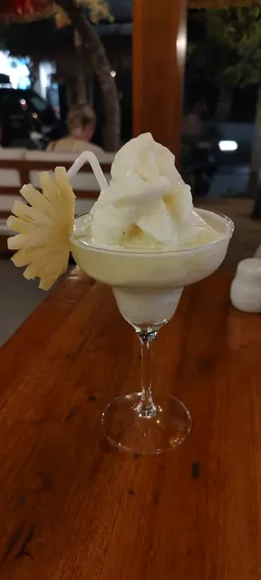Acala Bar & Bistro Lembongan