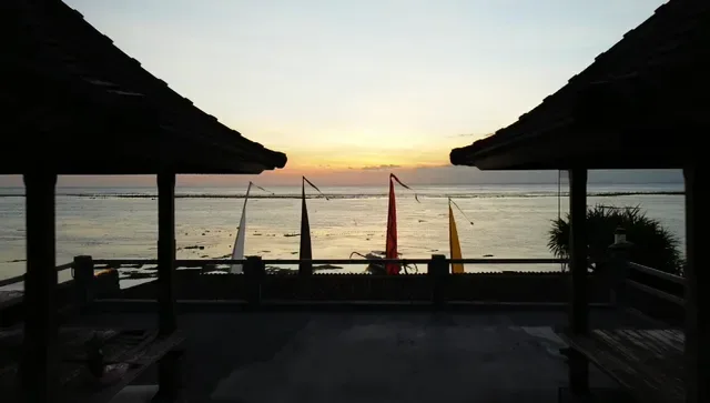 Agus Shipwreck Bar & Restaurant
