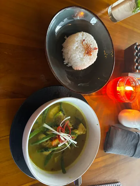 Amok Sunset Restaurant & Bar
