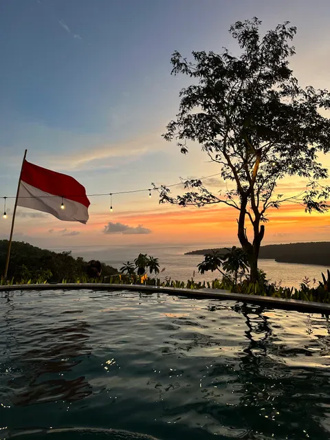 Amok Sunset Restaurant & Bar