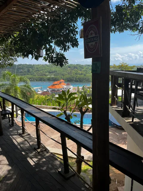 Black Wood Coffee Shop Lembongan
