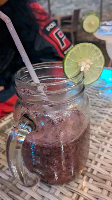 Black Wood Coffee Shop Lembongan