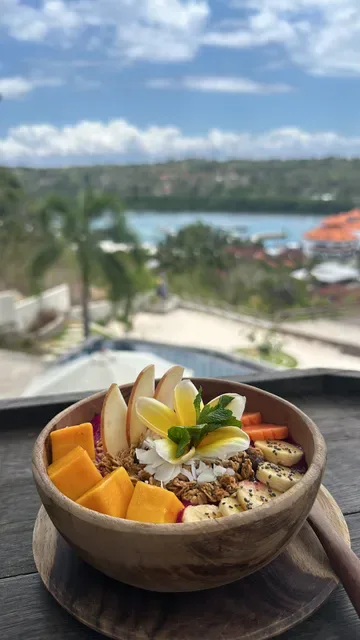 Black Wood Coffee Shop Lembongan