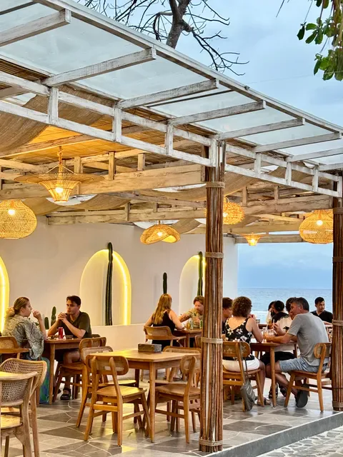 Catappa Warung