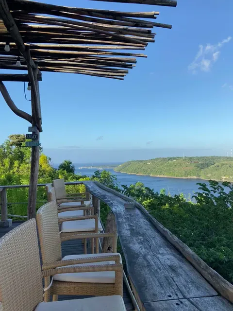 Ceningan Cliffs
