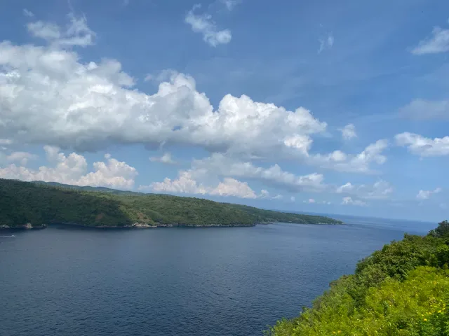 Ceningan Cliffs