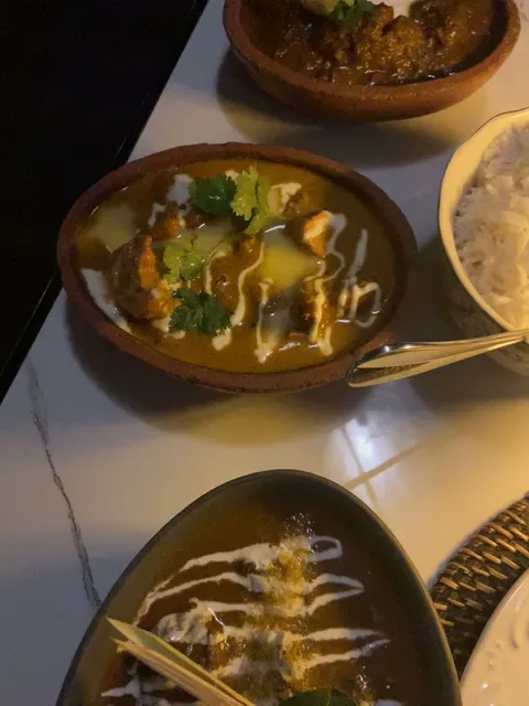 Curry Traders Restaurant and Bar