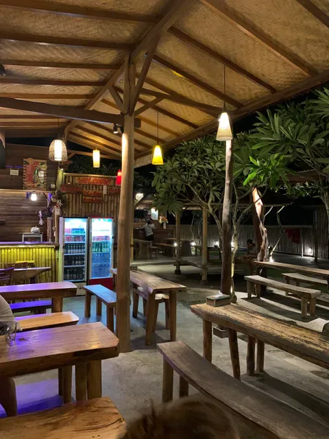 Dhipa Warung