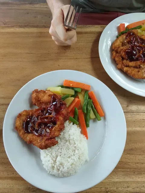 Dhipa Warung
