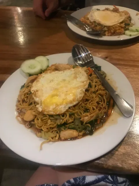 Dhipa Warung