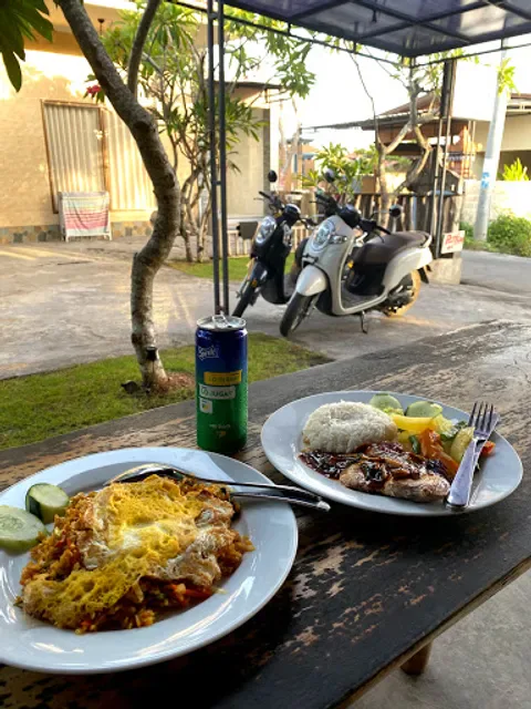 Dhipa Warung