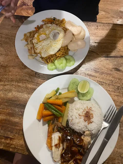 Dhipa Warung