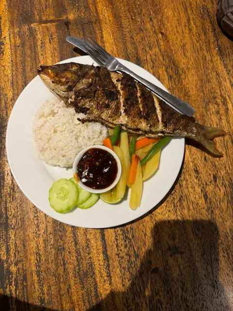 Dhipa Warung